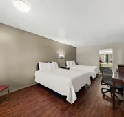 Americas Best Value Inn Bonham hotel detail image 7