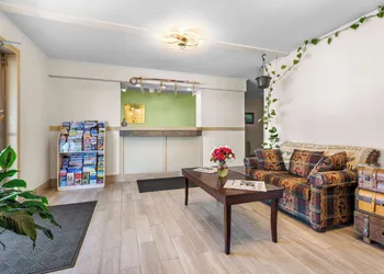 Americas Best Value Inn Belleville hotel thumbnail 2