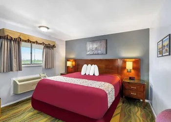 Americas Best Value Inn Belleville hotel thumbnail 6