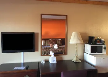 Americas Best Value Inn & Suites Macon at Sunset Dr hotel thumbnail 6