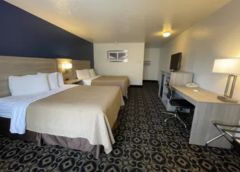 Americas Best Value Inn Roosevelt Ballard hotel thumbnail 6