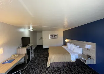 Americas Best Value Inn Roosevelt Ballard hotel thumbnail 7