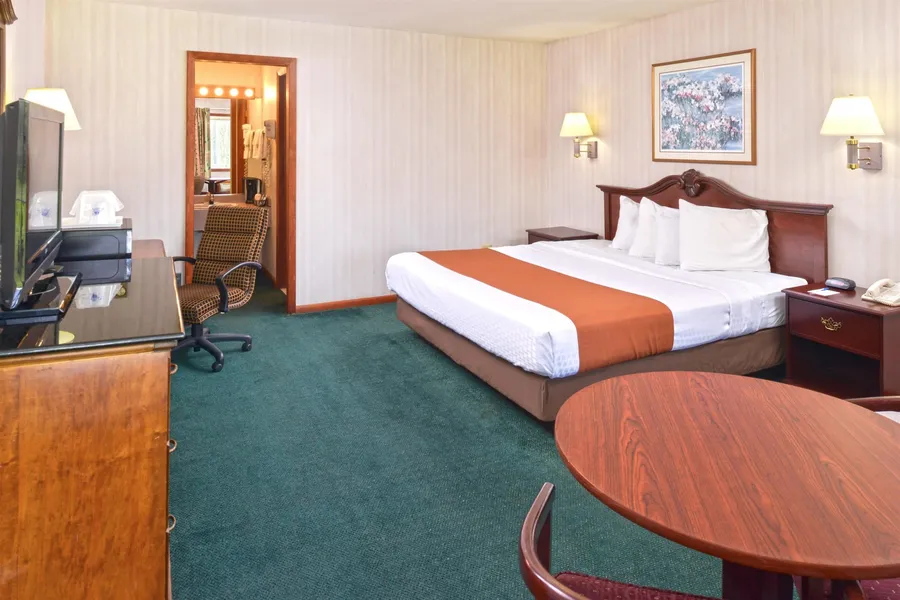 Americas Best Value Inn Plattsburgh hotel detail image 6
