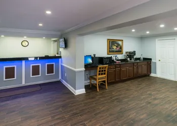 Cambridge Inn hotel thumbnail 2