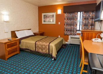Cambridge Inn hotel thumbnail 3