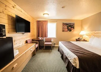Red Ledges hotel thumbnail 3