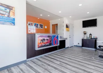 Motel 6 Barstow, CA - Route 66 hotel thumbnail 3