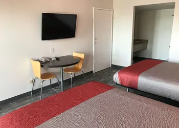 Motel 6 Barstow, CA - Route 66 hotel thumbnail 8