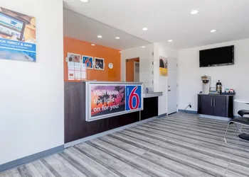Motel 6 Barstow, CA - Route 66 hotel thumbnail 3
