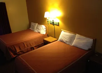 Caravan Motel hotel thumbnail 3