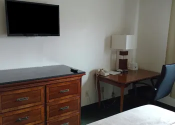 Americas Best Value Inn Zumbrota hotel thumbnail 8