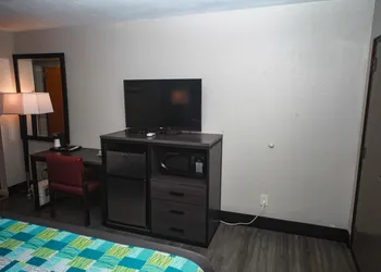 Relax Inn hotel thumbnail 5