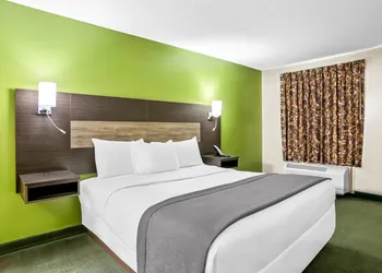 Americas Best Value Inn Rome hotel thumbnail 7