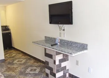 American Choice Inn hotel thumbnail 3