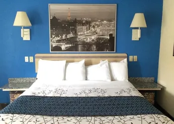 American Choice Inn hotel thumbnail 4