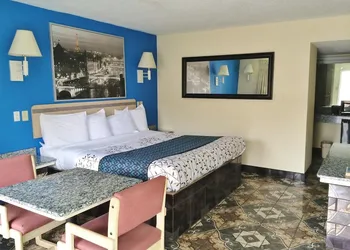 American Choice Inn hotel thumbnail 5