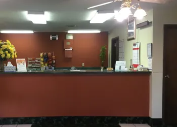 Americas Best Value Inn West Frankfort hotel thumbnail 2