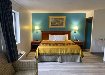 Americas Best Value Inn West Frankfort hotel thumbnail 5