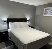 Americas Best Value Inn & Suites Groves Port Arthur hotel detail image 5