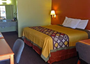 Americas Best Value Inn Pryor hotel thumbnail 4