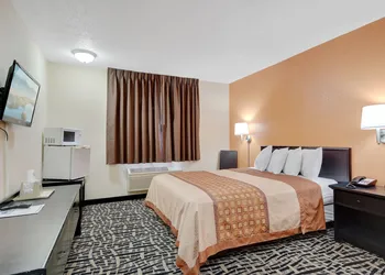 North Town Inn & Suites hotel thumbnail 6