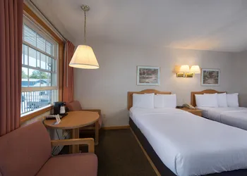 Adirondack Retreat Inn & Suites hotel thumbnail 4