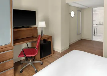 Fairfield Inn New York Manhattan/Financial District hotel thumbnail 7