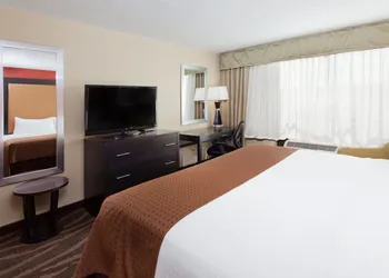 Holiday Inn Shreveport Downtown by IHG hotel thumbnail 8