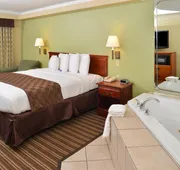 Americas Best Value Inn & Suites University Ave hotel detail image 4