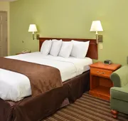 Americas Best Value Inn & Suites University Ave hotel detail image 7