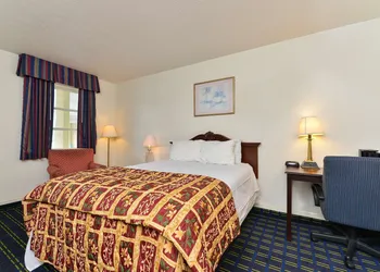 Americas Best Value Inn & Suites South Boston hotel thumbnail 6