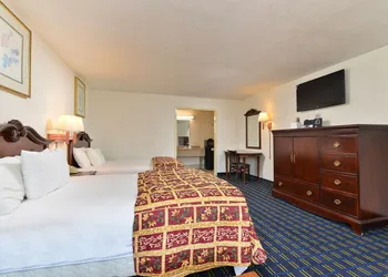 Americas Best Value Inn & Suites South Boston hotel thumbnail 7