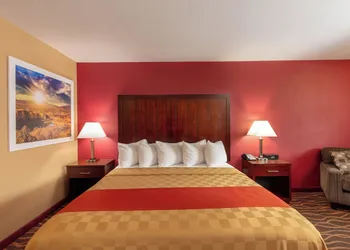 Rosewood Inn and Suites hotel thumbnail 6