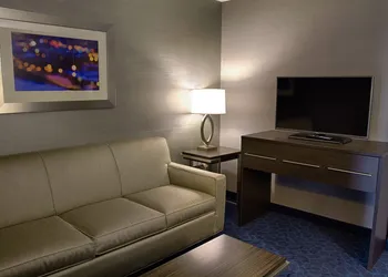 Holiday Inn Express & Suites Sidney by IHG hotel thumbnail 2