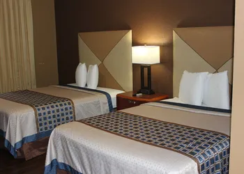 Econo Lodge Oskaloosa hotel thumbnail 4