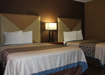 Econo Lodge Oskaloosa hotel thumbnail 5