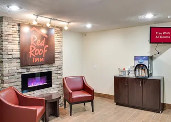 Red Roof Inn Indianapolis East hotel thumbnail 2