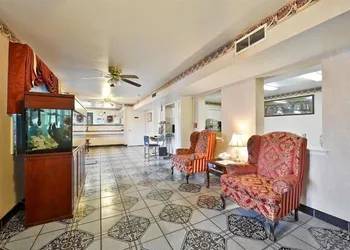 Budget Inn hotel thumbnail 2