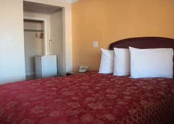A-1 Budget Motel hotel thumbnail 8