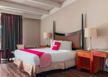 OYO Hotel Alice TX Hwy 281 West hotel thumbnail 6