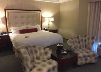 Town & Country Inn and Suites hotel thumbnail 7