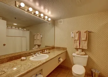 Golden Nugget Laughlin hotel thumbnail 8