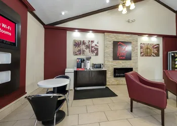 Red Roof Inn New Orleans - Westbank hotel thumbnail 2