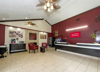 Red Roof Inn New Orleans - Westbank hotel thumbnail 5