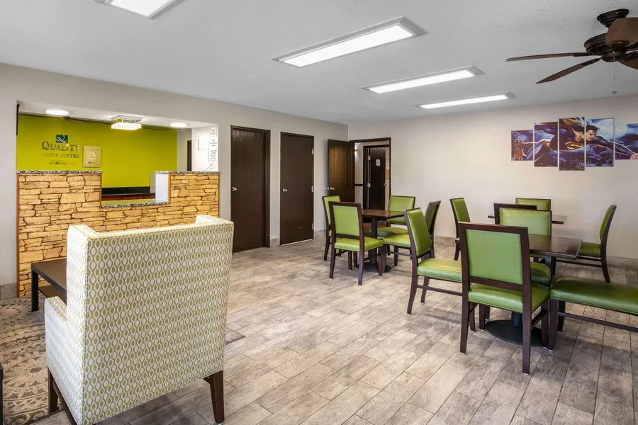 Quality Inn & Suites Metropolis I-24 hotel detail image 2