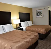 Quality Inn & Suites Metropolis I-24 hotel detail image 7