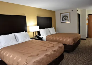 Quality Inn & Suites Metropolis I-24 hotel thumbnail 7