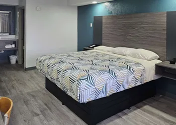 Motel 6 Memphis, TN - Graceland hotel thumbnail 5