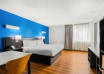 Signature Inn Miami hotel thumbnail 5
