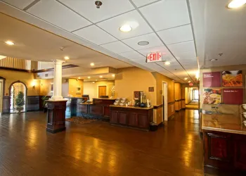 Comfort Suites Near University hotel thumbnail 2